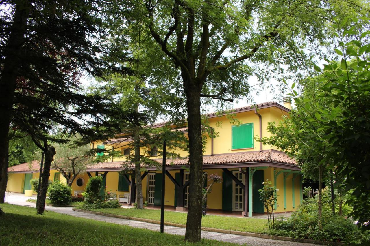 B&B Villa Dei Cigni Reali Carpi Eksteriør bilde